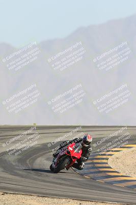 media/Jan-09-2025-Racers Edge (Thu) [[9e316ffd38]]/3-B Group/Session 4 (Turn 12 The Slide)/